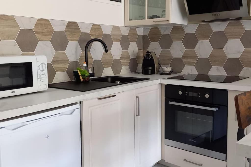 Immeuble Le Regency, Appartement 4 Pieces, 80 Metres De La Plage Menton Kültér fotó