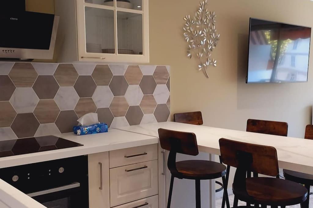 Immeuble Le Regency, Appartement 4 Pieces, 80 Metres De La Plage Menton Kültér fotó